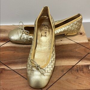NWOT French Sole New York (fs/ny) Gold Woven Flats With Bow